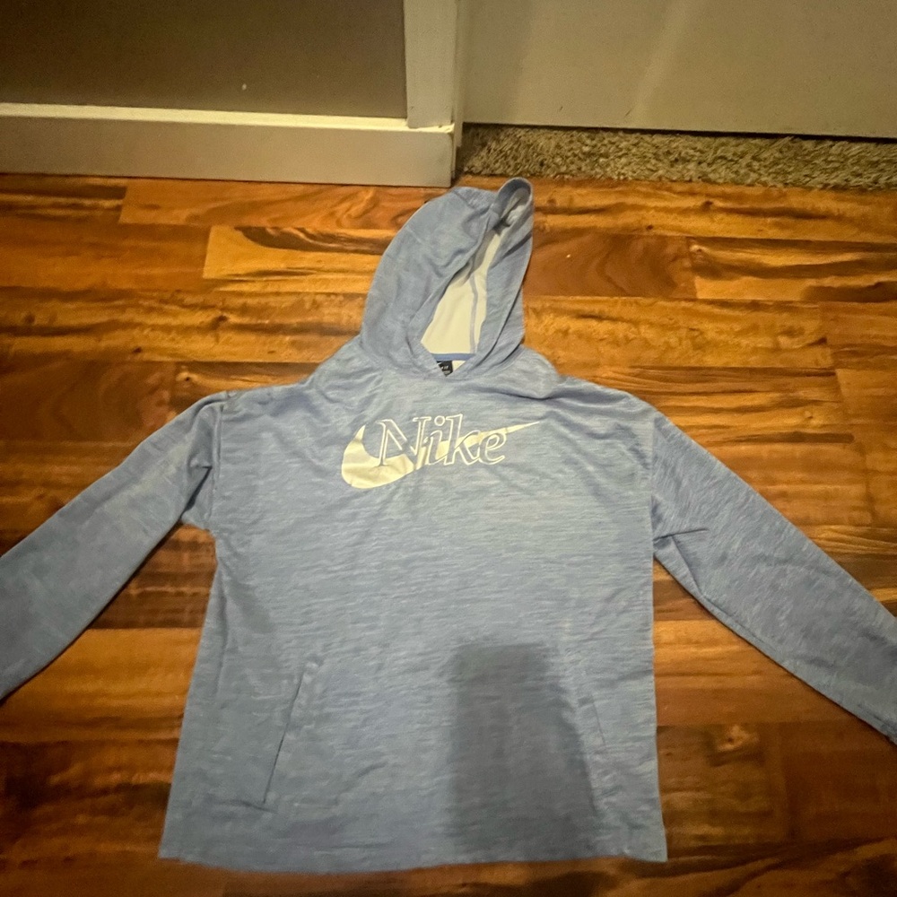 Nike Hoodie with Long Sleeves and Graphic Design